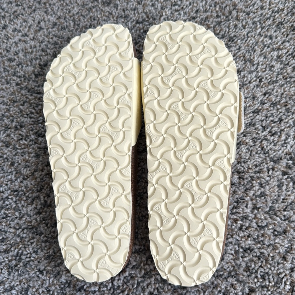 NWB Birkenstock Madrid Big Buckle Sandal High Shine Butter Yellow/Silver EU 40 - Picture 6 of 7